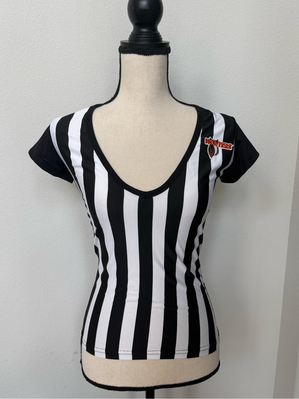 Hooters Black & White Striped Deep V-Neck Referee Tee